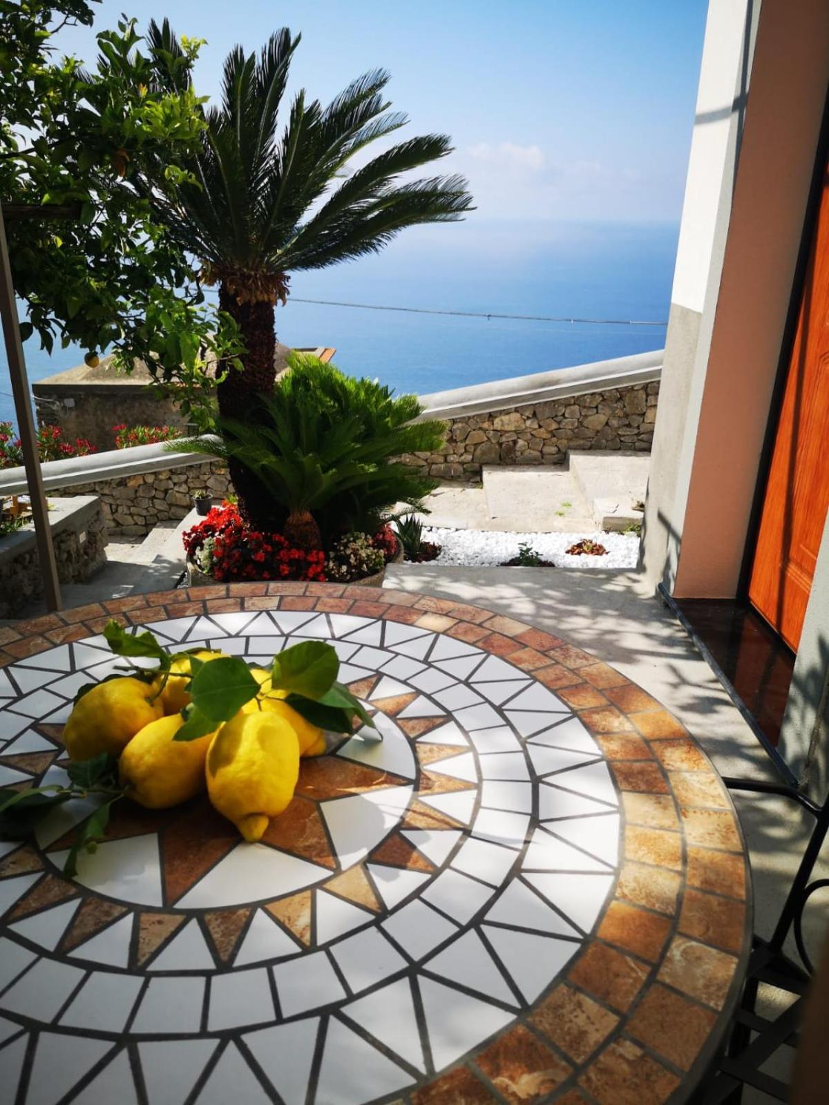Villa Furoris Apartment Furore Buitenkant foto